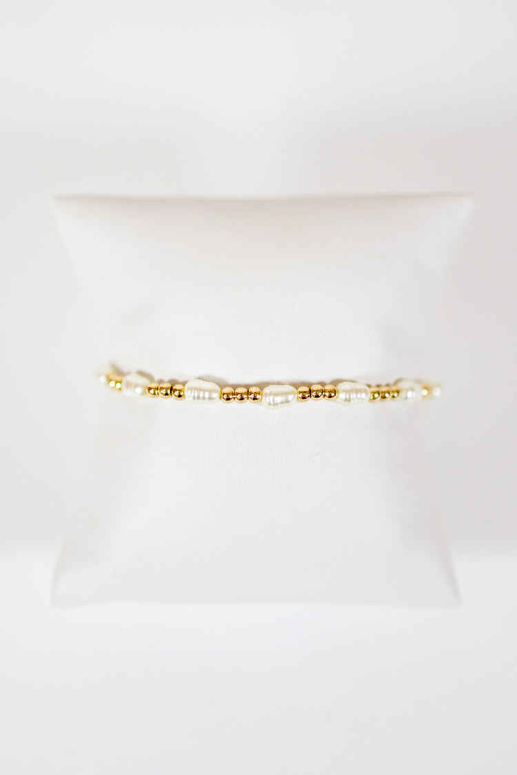 Oval Pearl & Gold Ball Bracelet