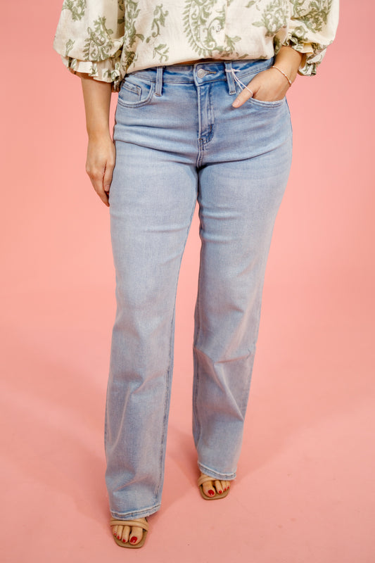 Lovervet Light Wash Convenient Jeans, REG + CURVY